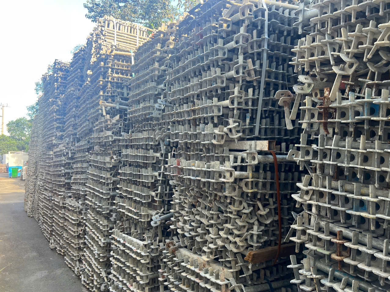  thu mua phế liệu Dĩ An